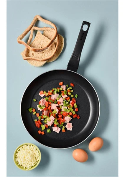 Tefal SimplyClean 30 cm Difüzyon Tabanlı Titanyum Kaplamalı Düz Tava - Kolay Temizlik Özelliği - 8