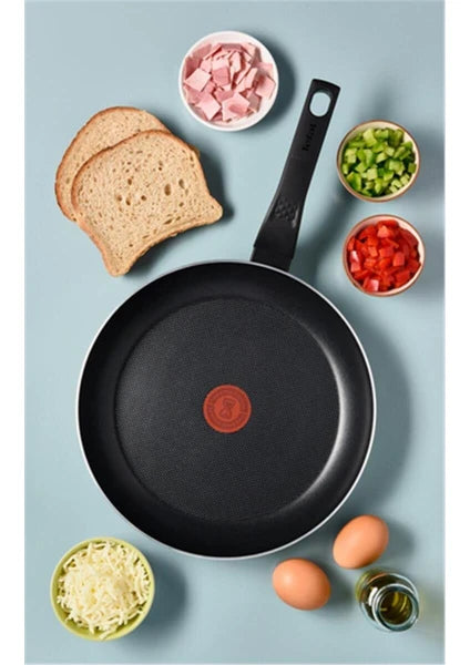 Tefal SimplyClean 30 cm Difüzyon Tabanlı Titanyum Kaplamalı Düz Tava - Kolay Temizlik Özelliği - 7